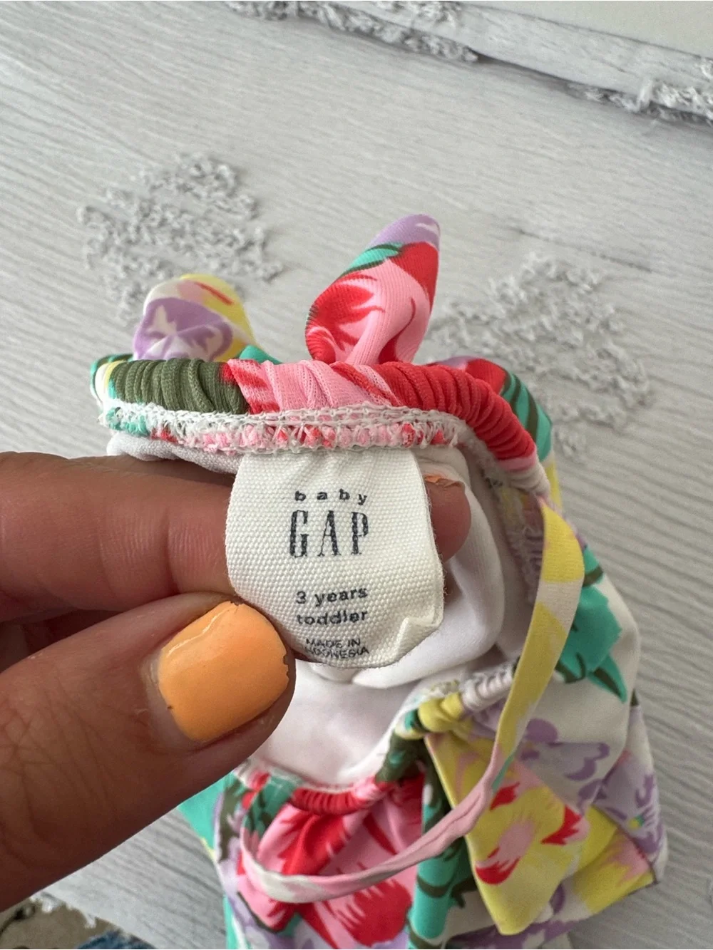 Baby gap floral yellow ruffled one shoulder one piece swimsuit size 3T